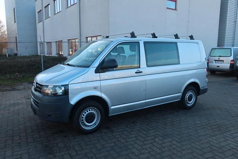 Second-hand VW Transporter 140 CP (102 kW) 2012 Argintiu Van