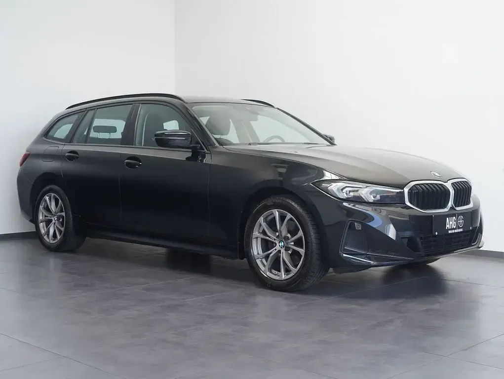 Gebraucht BMW 320 Shadowline 190 PS (139 kW) 2023 Schwarz Kombi