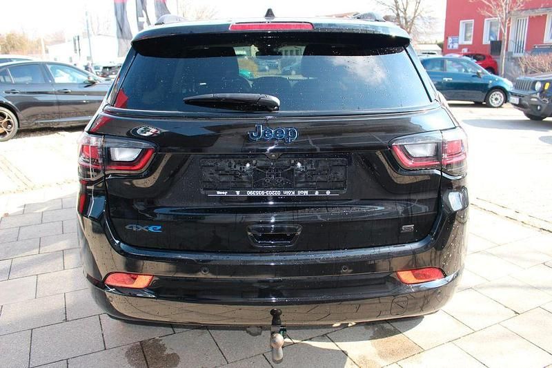 Gebraucht Jeep Compass 179 PS (131 kW) 2022 Schwarz SUV