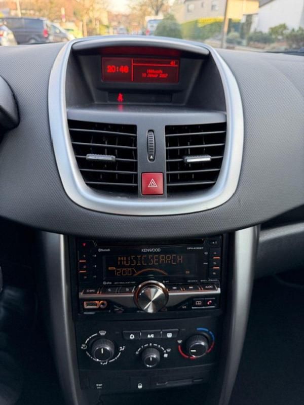 Gebraucht Peugeot 207 CC 115 PS (84 kW) 2011 Silber Cabrio