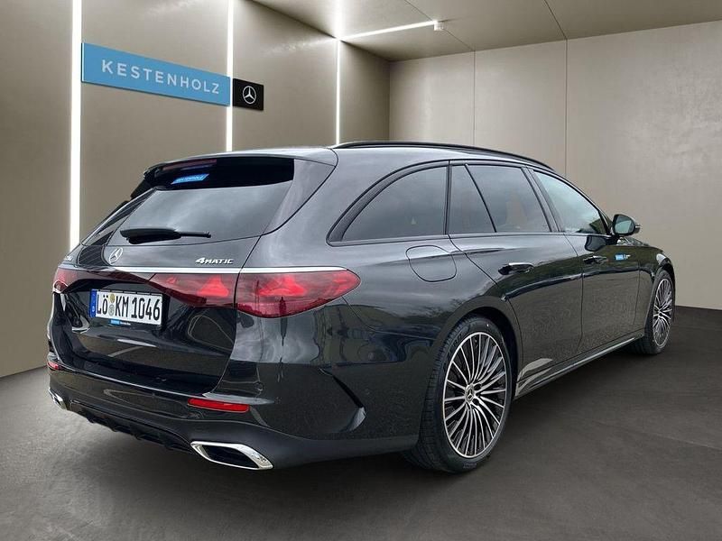 Gebraucht Mercedes E220 AMG line 197 PS (144 kW) 2026 Grau Limousine