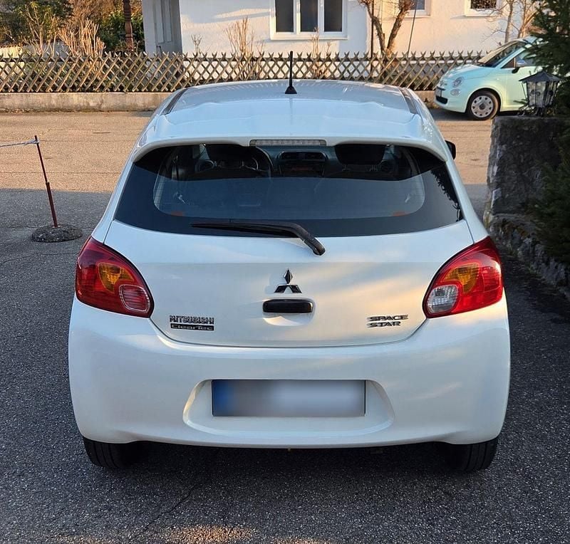 Gebraucht Mitsubishi Space Star Plus 71 PS (52 kW) 2015 Weiß Kleinwagen