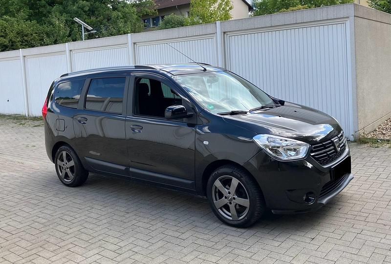 Schwarz Gebraucht 2019 Dacia Lodgy Van / Kleinbus | 10.990 € (Fairer Preis) - Bild 1/4