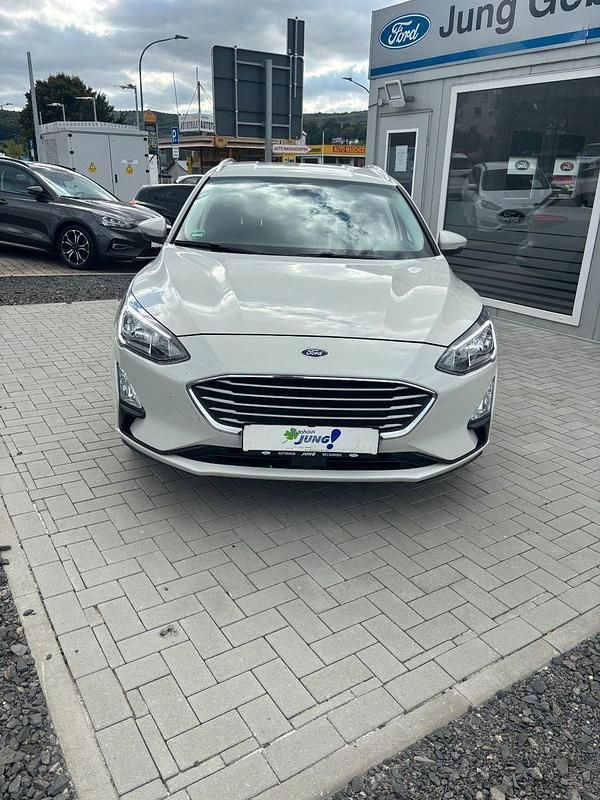 Gebraucht Ford Focus Cool & Connect 125 PS (91 kW) 2021 Kombi