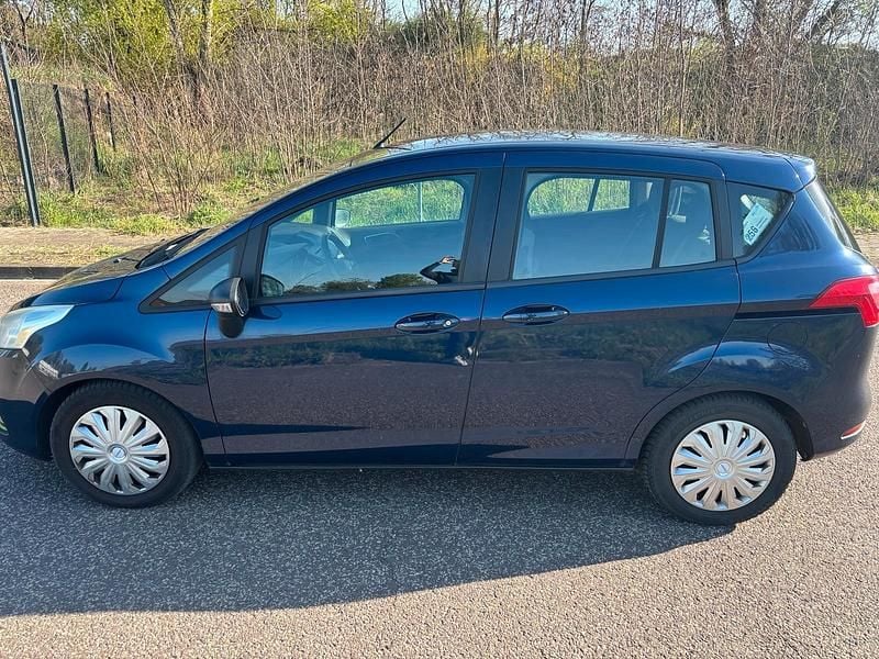 Usata Ford B-MAX 105 CV (77 kW) 2013 Blu Monovolume