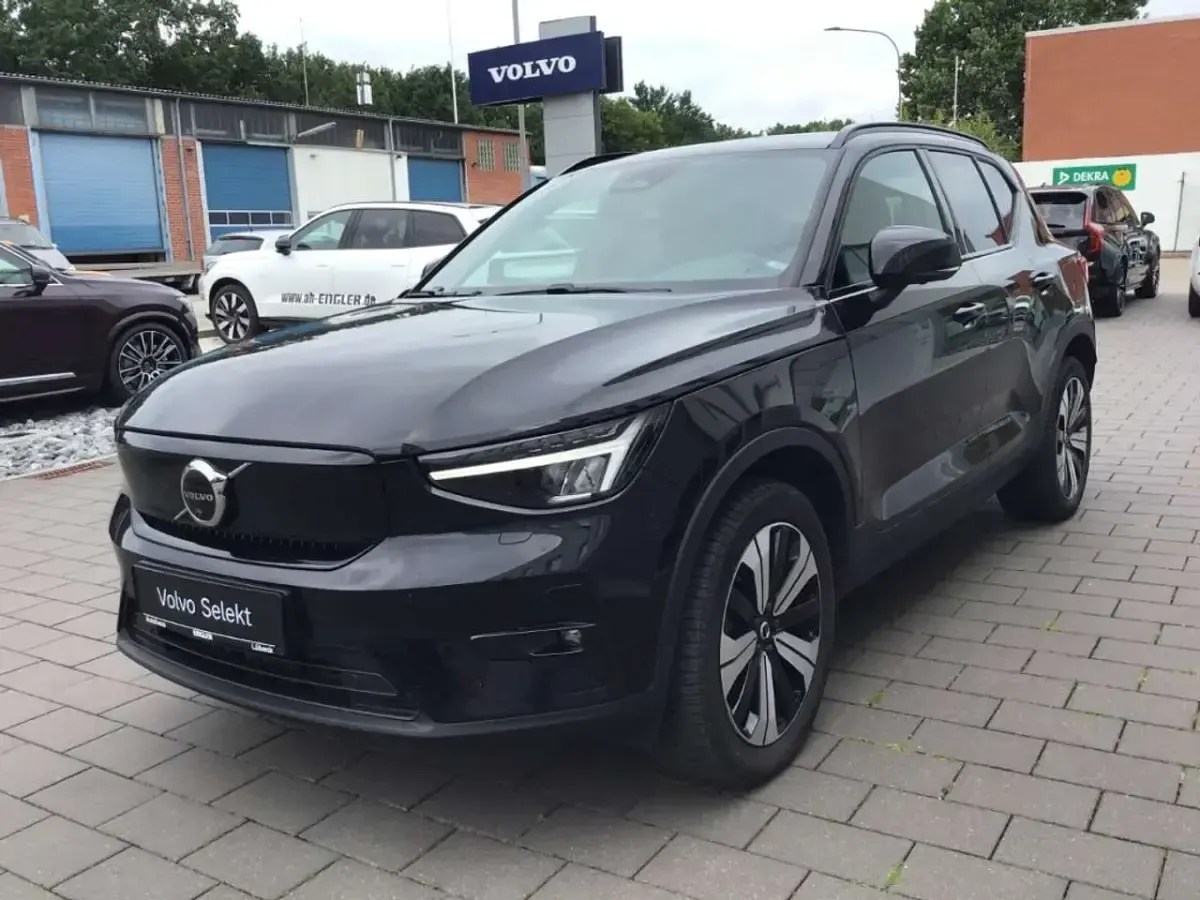 Gebraucht Volvo XC40 Ultimate 300 kW (408 PS) 2023 Onyx black SUV