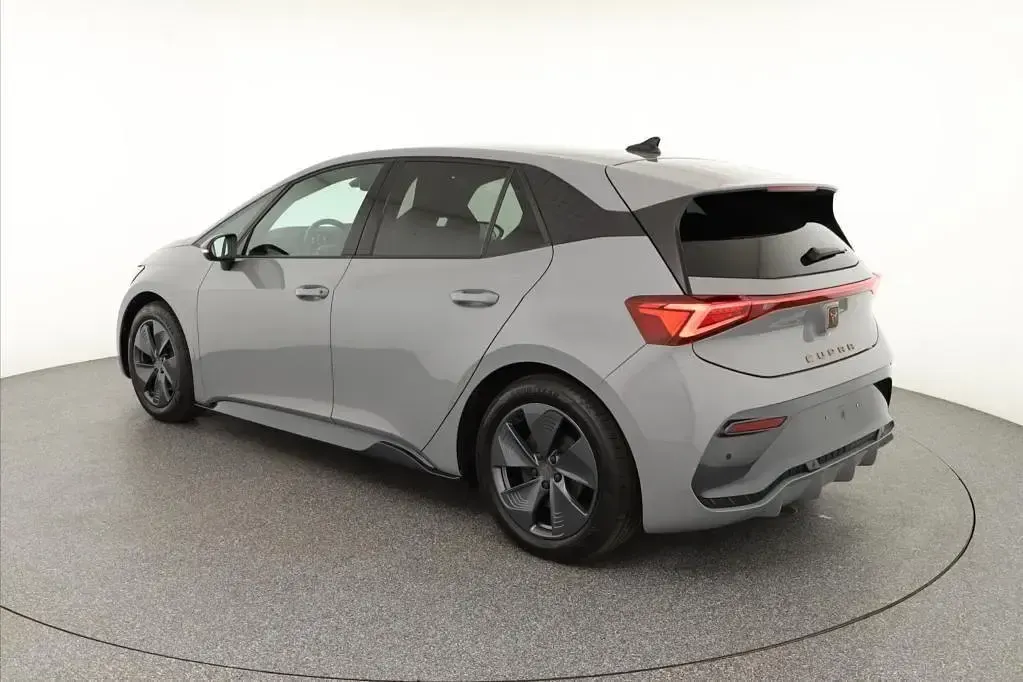 Gebraucht Cupra Born 150 kW (204 PS) 2024 Grau Kleinwagen