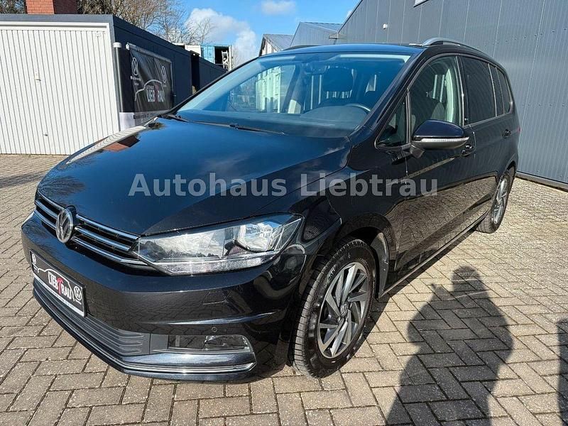 Gebraucht VW Touran Sound 150 PS (110 kW) 2017 Schwarz Van / Kleinbus