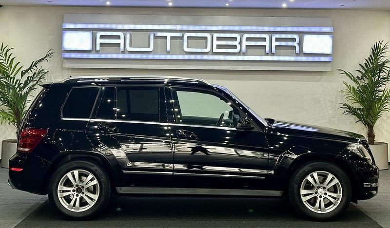 Gebraucht Mercedes GLK200 143 PS (105 kW) 2013 Schwarz  unilack SUV