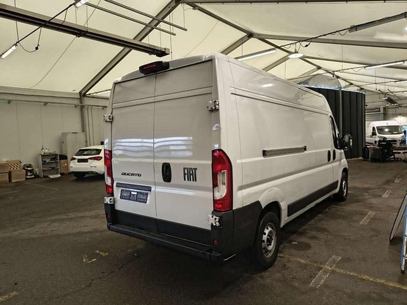 Gebraucht Fiat Ducato 140 PS (102 kW) 2024 Ducato weiß Van