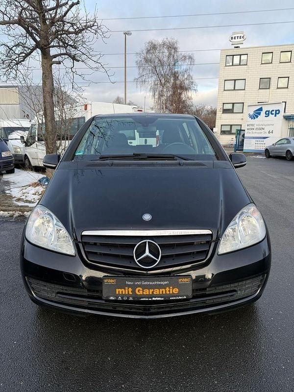 Gebraucht Mercedes A160 95 PS (69 kW) 2012 Schwarz Kleinwagen