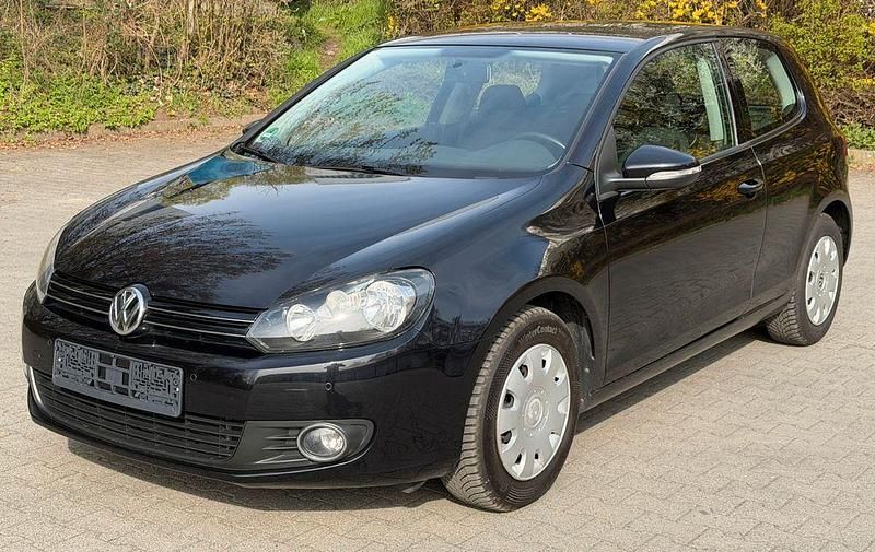 Second-hand VW Golf VI Comfortline 122 CP (89 kW) 2010 Negru Hatchback