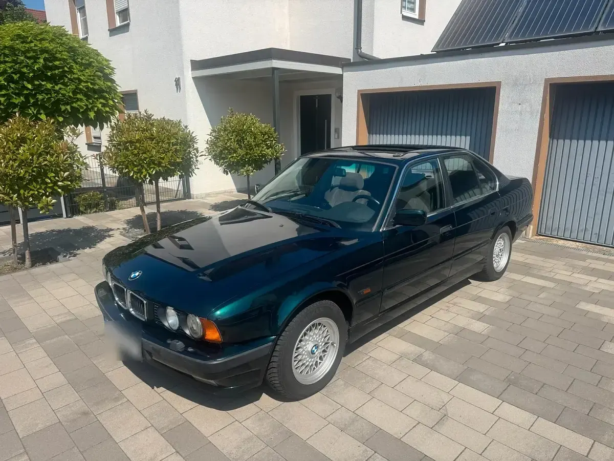 Gebraucht BMW 520 150 PS (110 kW) 1995 Grün Limousine