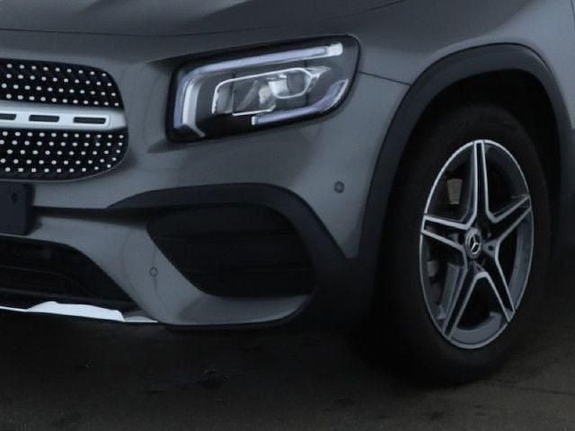 Gebraucht Mercedes GLB180 AMG 116 PS (85 kW) 2023 Metalliclack mountaingrau SUV
