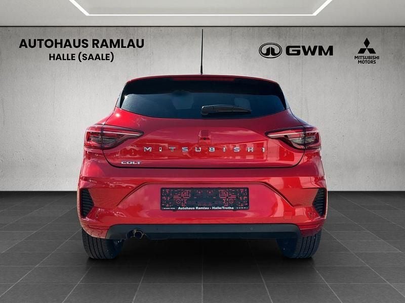 Neu Mitsubishi Colt Plus 91 PS (66 kW) 2025 Rot Limousine