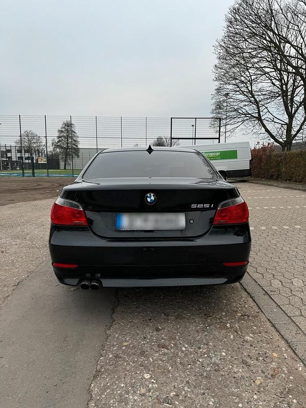 Second-hand BMW 525 218 CP (160 kW) 2005 Negru Berlinǎ