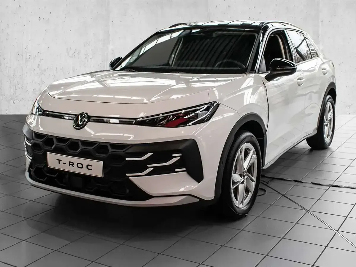 Neu VW T-Roc Life 150 PS (110 kW) 2026 Schwarz SUV
