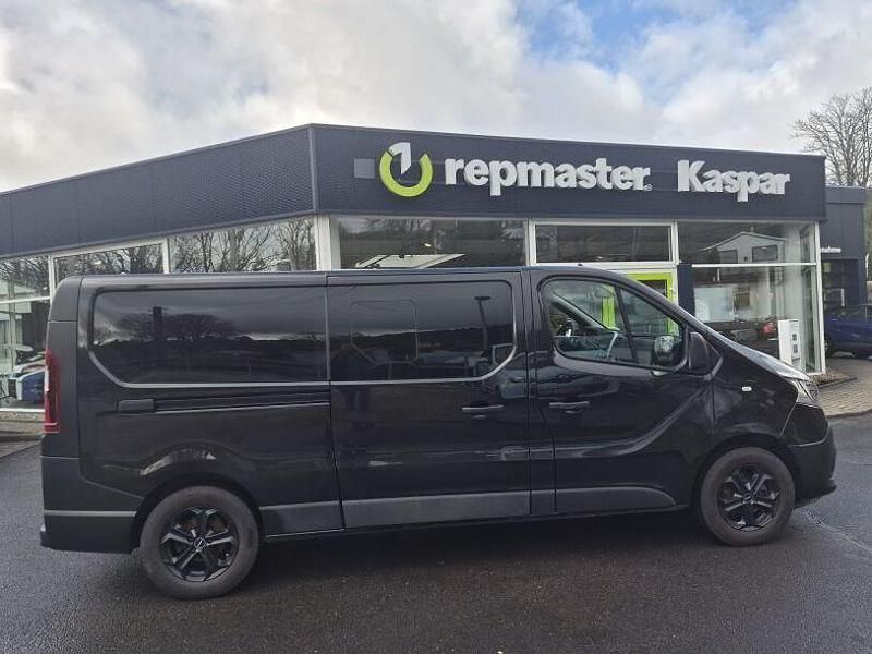 Gebraucht Renault Trafic Life 170 PS (125 kW) 2020 Tenebroschwarz Van / Kleinbus