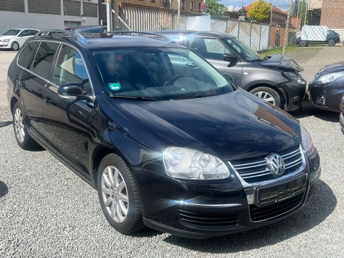Gebraucht VW Golf VI Comfortline 122 PS (89 kW) 2009 Schwarz Kleinwagen