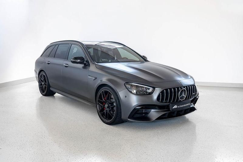 Grau Gebraucht 2021 Mercedes E63S AMG AMG Limousine | 77.990 € (Guter Preis) - Bild 1/4