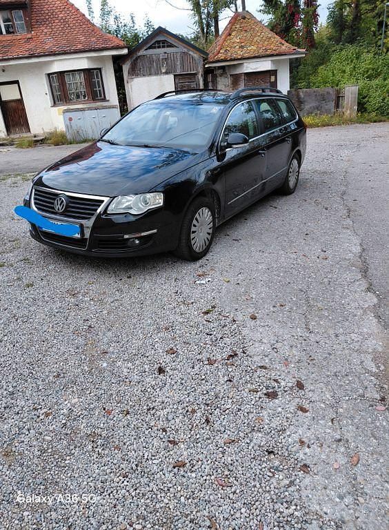 Schwarz Gebraucht 2009 VW Passat Comfortline Limousine | 1.590 € (Superpreis) - Bild 1/4