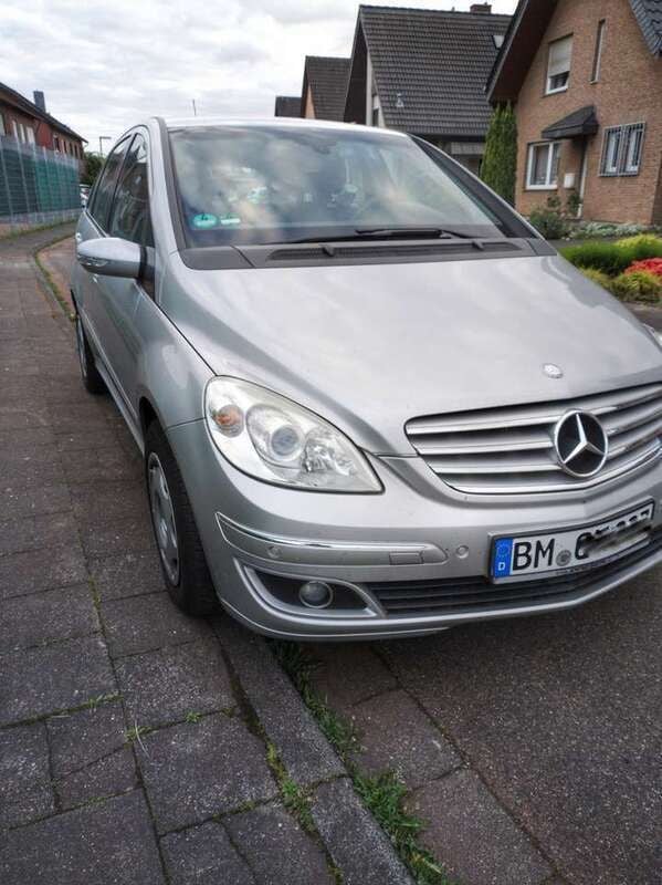 Silber Gebraucht 2005 Mercedes B150 Van / Kleinbus | 4.200 € (Guter Preis) - Bild 1/4
