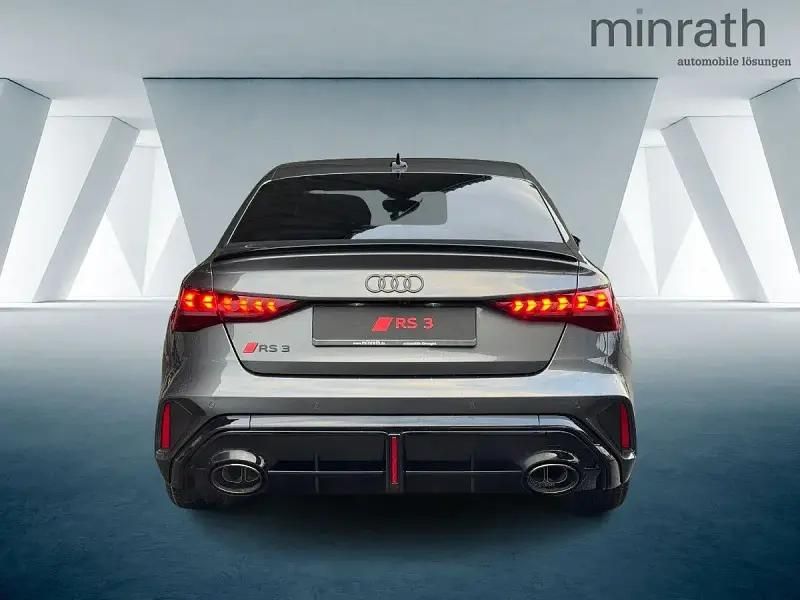 Gebraucht Audi RS3 Ambiente 400 PS (294 kW) 2024 Grau Limousine