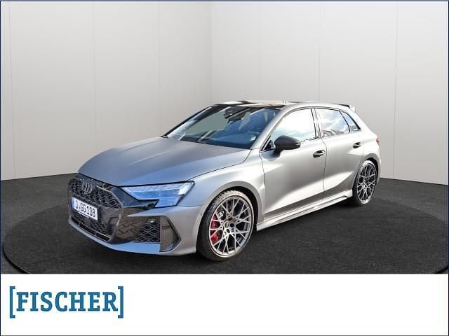 Gebraucht Audi RS3 Sportback Ambiente 400 PS (294 kW) 2025 Daytonagrau polarmatt Kleinwagen