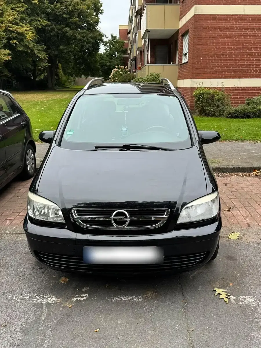 Gebraucht Opel Zafira Enjoy 101 PS (74 kW) 2005 Schwarz Van / Kleinbus