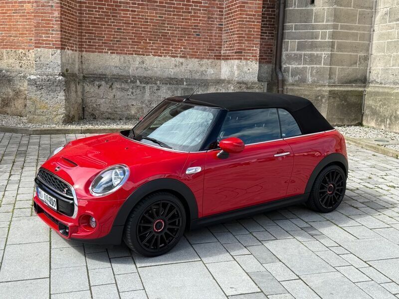 Rot Gebraucht 2019 Mini Cooper S Kleinwagen | 20.900 € (Etwas zu teuer) - Bild 1/4