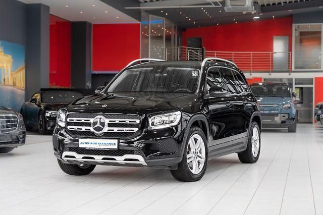 Nachtschwarz Gebraucht 2022 Mercedes GLB200 Business SUV | 31.980 € (Guter Preis) - Bild 1/4