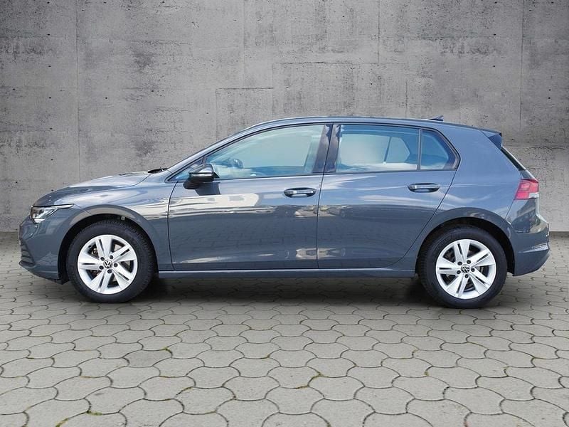 Gebraucht VW Golf VIII S 131 PS (96 kW) 2022 Grau Limousine