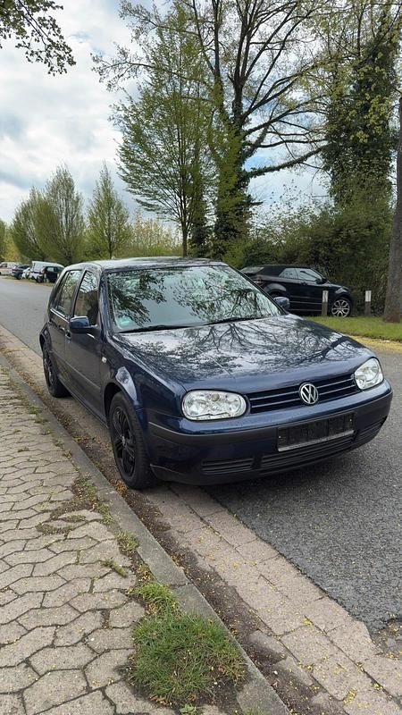 Gebraucht VW Golf IV 55 PS (40 kW) 2000 Blau Limousine