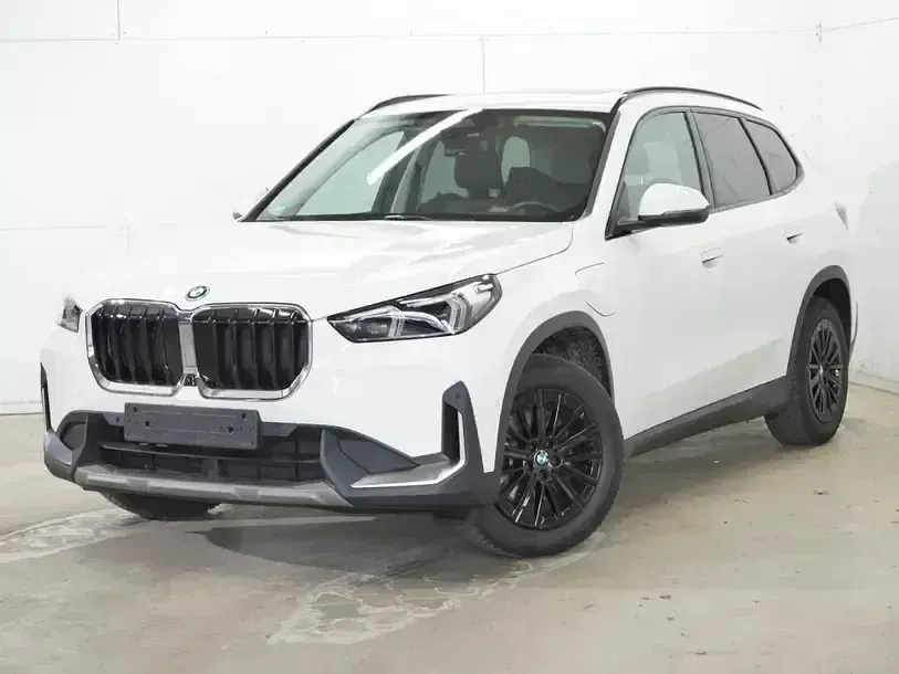 Używany BMW X1 Performance 246 KM (180 kW) 2024 Biały SUV