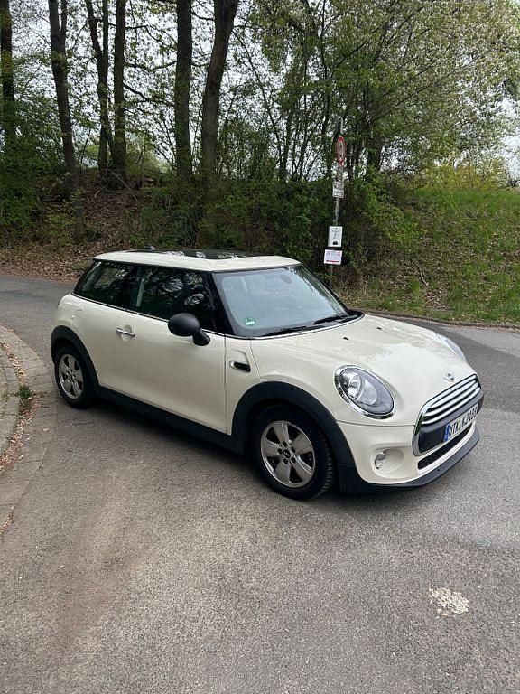 Second-hand Mini ONE 102 CP (75 kW) 2015 Alb Hatchback