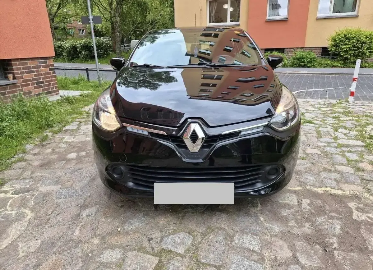 Gebraucht Renault Clio LIMITED 90 PS (66 kW) 2016 Kleinwagen