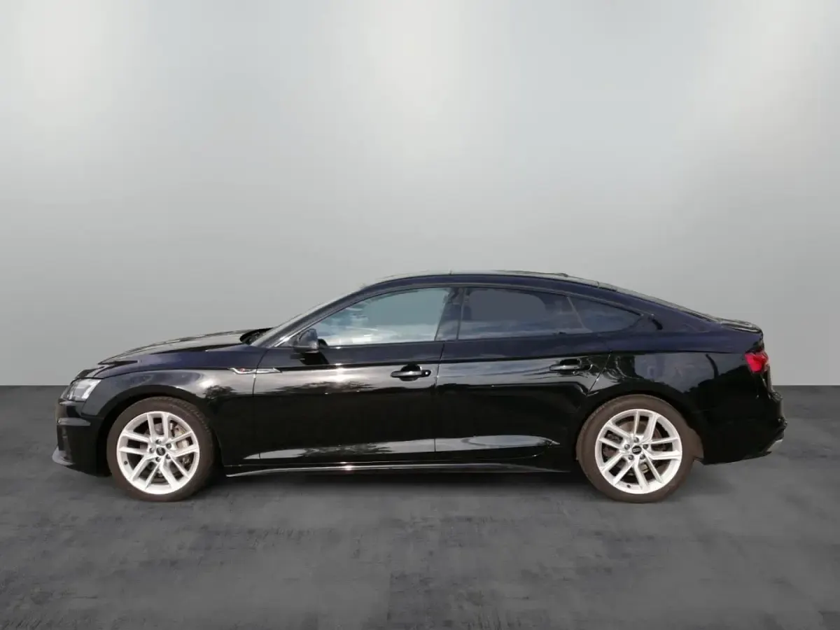 Gebraucht Audi A5 Sportback S-Line 204 PS (150 kW) 2023 Schwarz Kleinwagen
