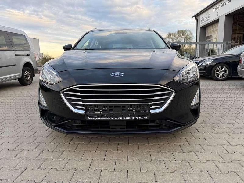 Second-hand Ford Focus 120 CP (88 kW) 2020 Negru Break