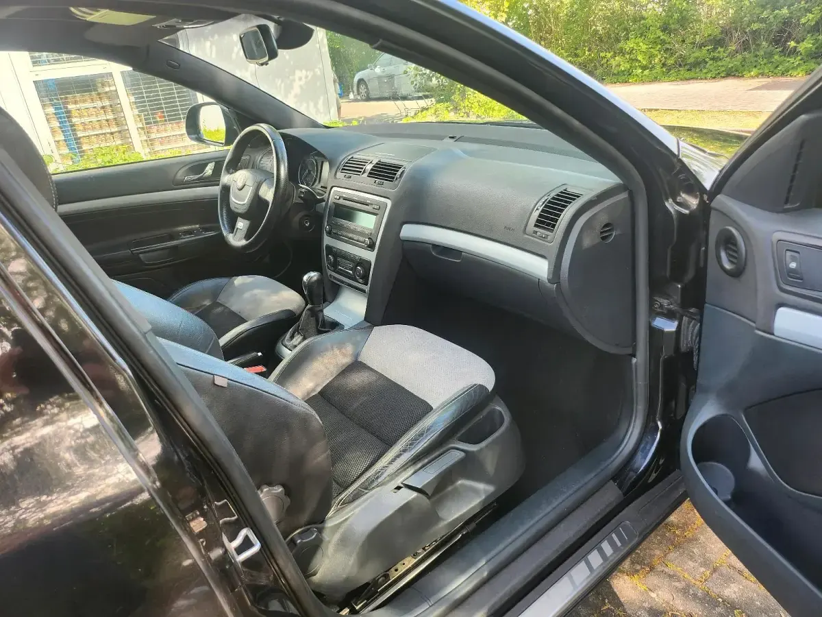 Gebraucht Skoda Octavia RS 200 PS (147 kW) 2009 Kombi