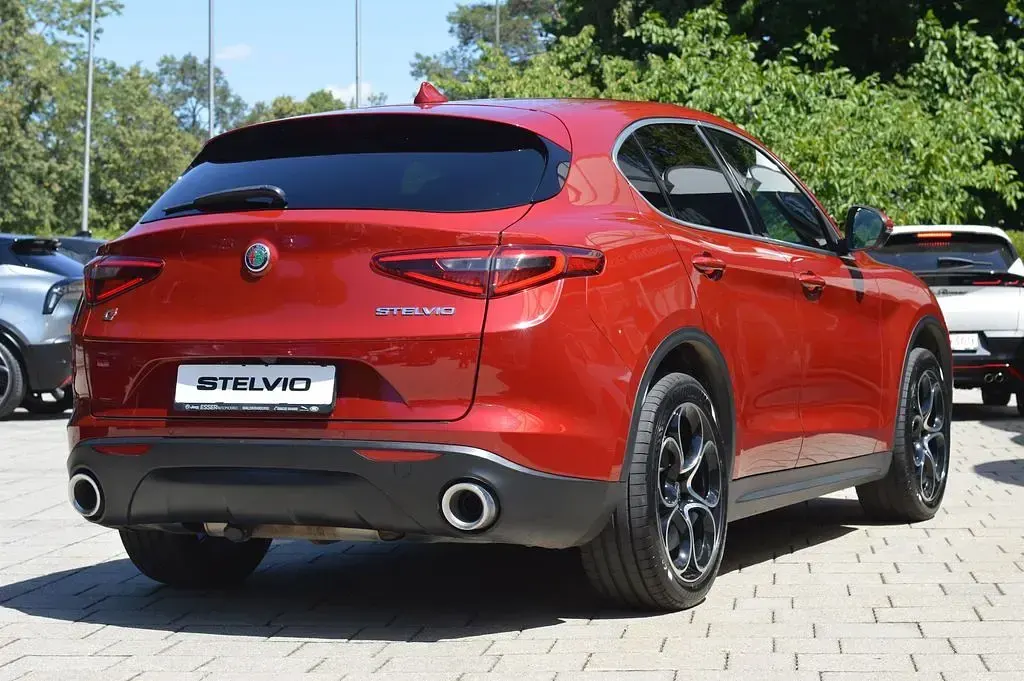 Gebraucht Alfa Romeo Stelvio Super 280 PS (205 kW) 2019 Rot SUV