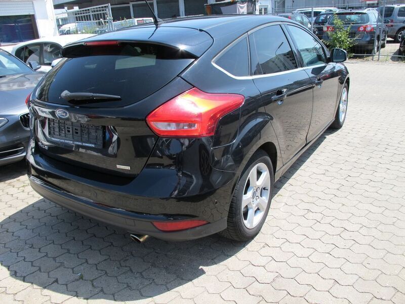 Gebraucht Ford Focus Titanium 150 PS (110 kW) 2014 Schwarz Limousine