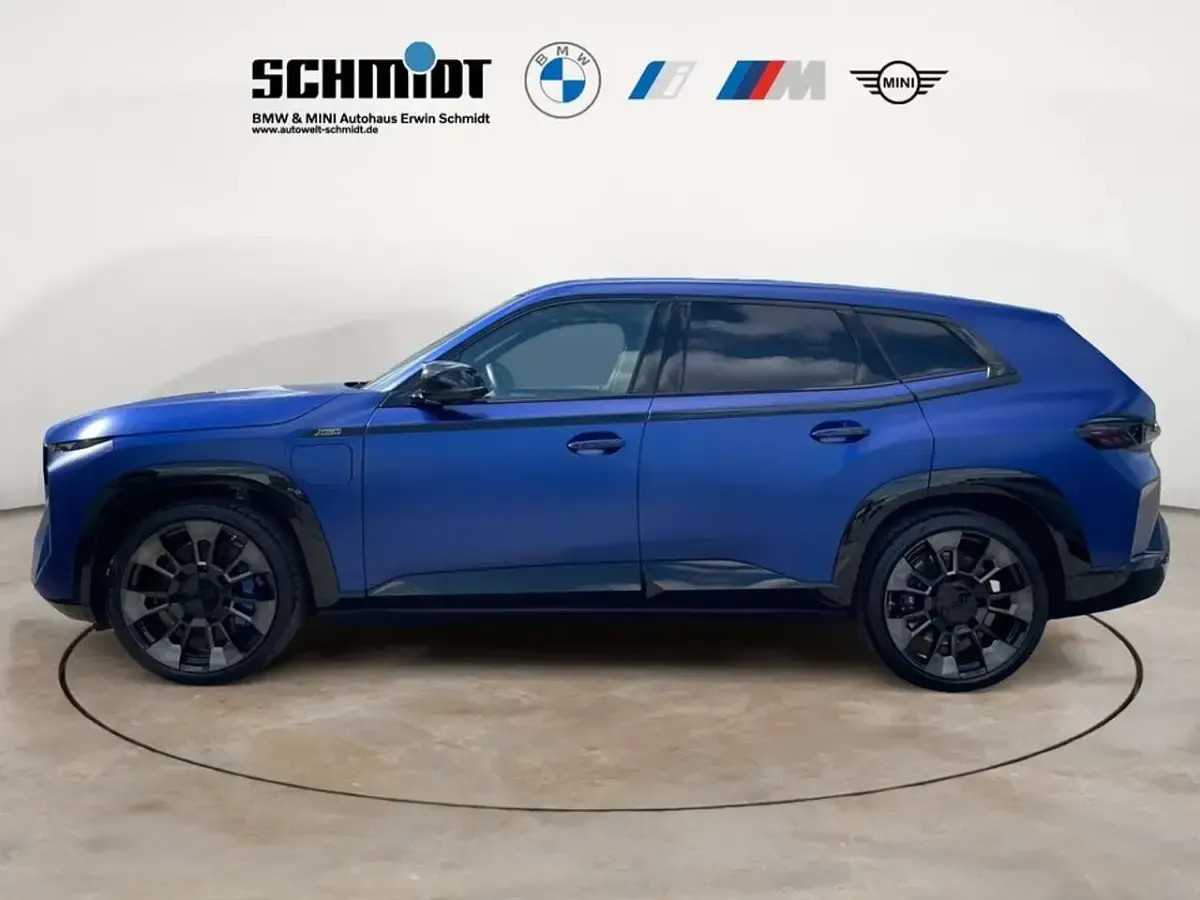 Używany BMW XM 653 KM (480 kW) 2025 Individual lack (preis laut SUV