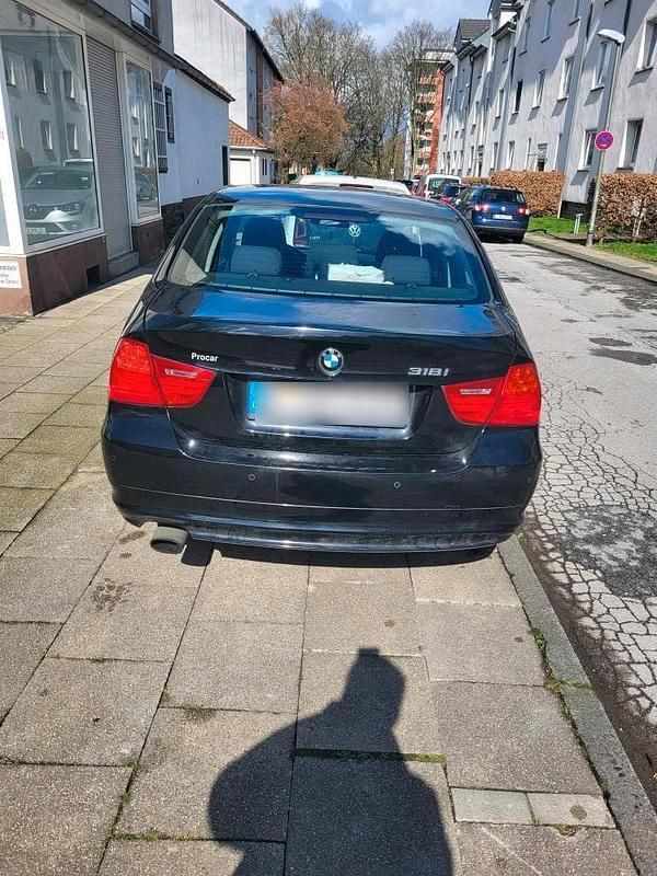 Gebraucht BMW 318 2009 Andere farben Kleinwagen