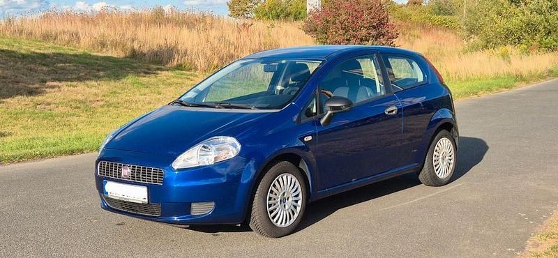 Blau Gebraucht 2007 Fiat Grande Punto Feel Kleinwagen | 1.799 € (Fairer Preis) - Bild 1/4