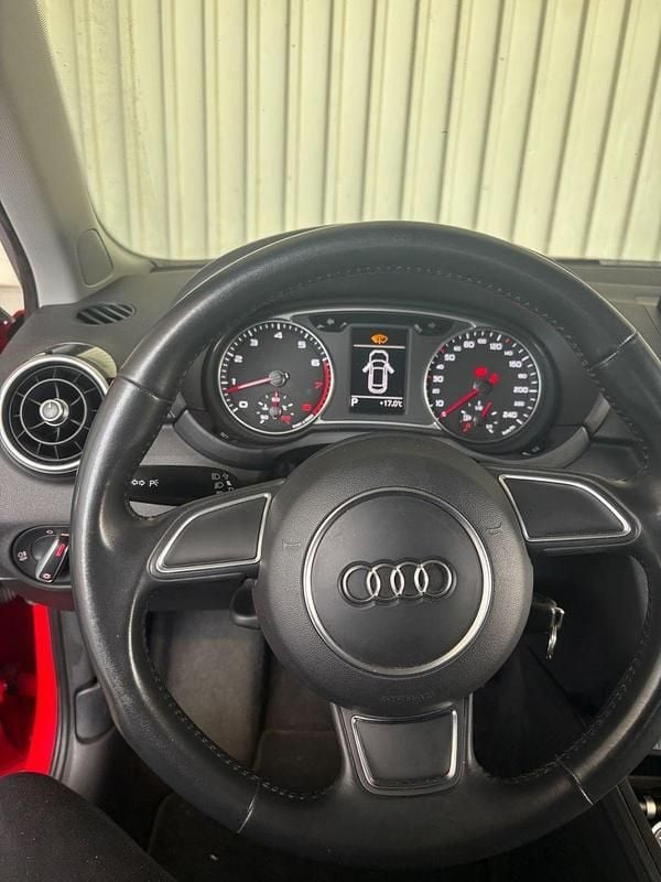 Gebraucht Audi A1 Sportback Design 125 PS (91 kW) 2017 Rot Kleinwagen