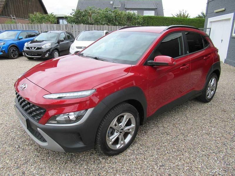 Rot Gebraucht 2021 Hyundai Kona Trend SUV | 15.950 € (Fairer Preis) - Bild 1/4