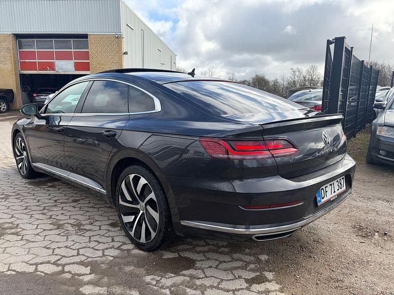 Gebraucht VW Arteon R-line 190 PS (139 kW) 2018 Schwarz Kleinwagen