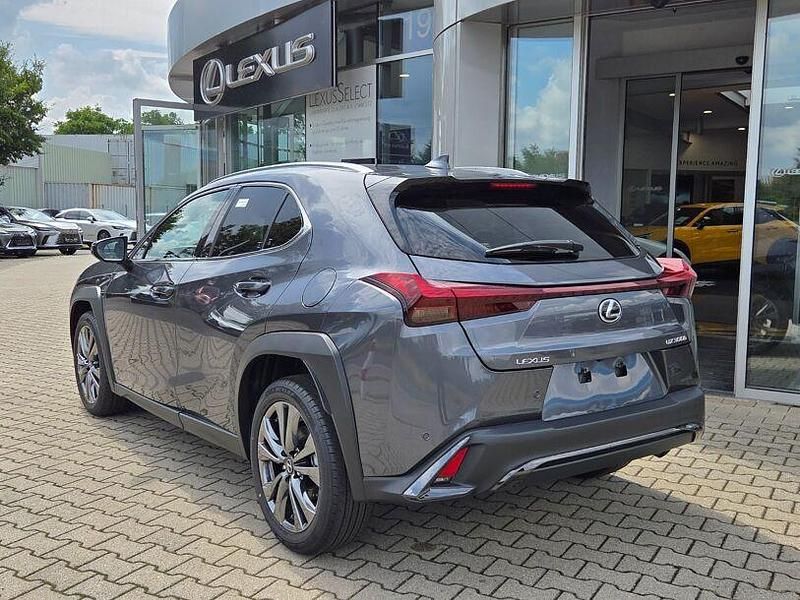 Neu Lexus UX 2026 Grau SUV