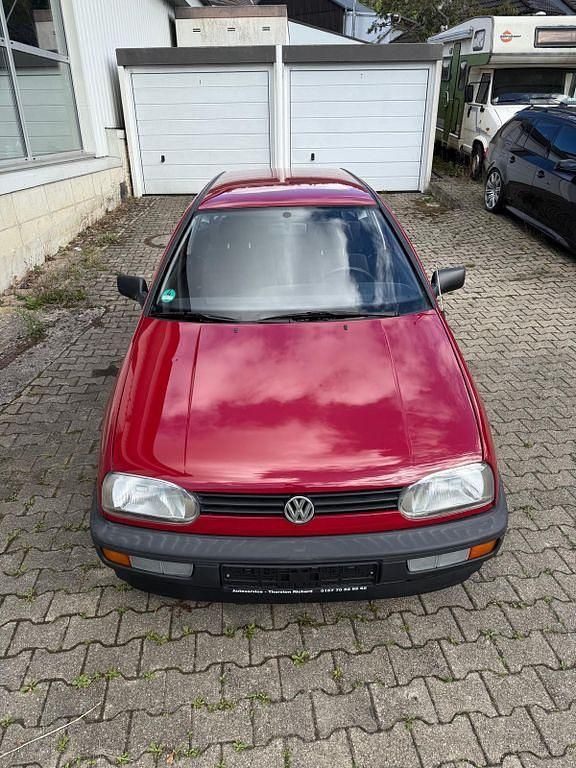Gebraucht VW Golf III 75 PS (55 kW) 1998 Rot Limousine