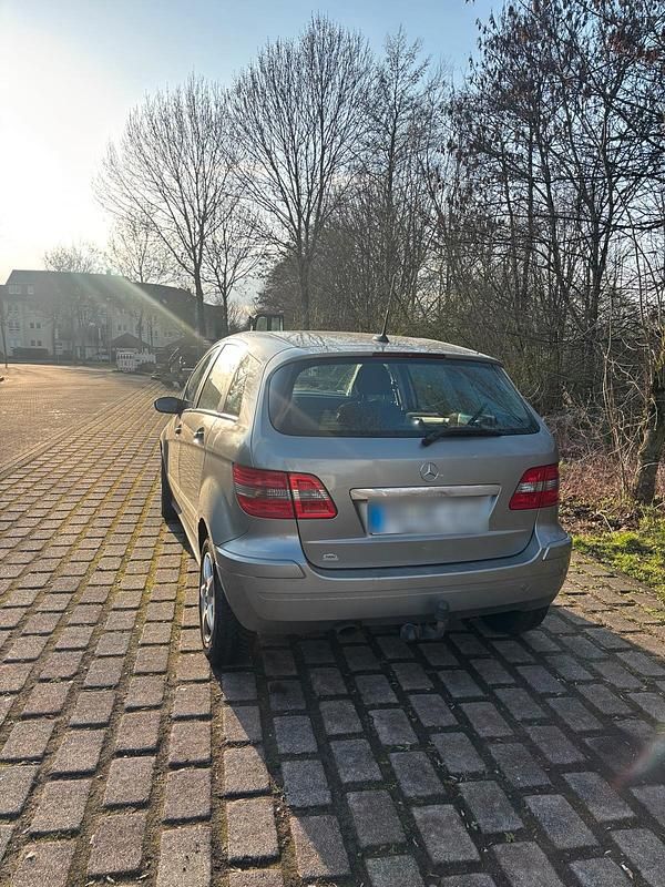 Gebraucht Mercedes B170 116 PS (85 kW) 2008 Grau Van / Kleinbus